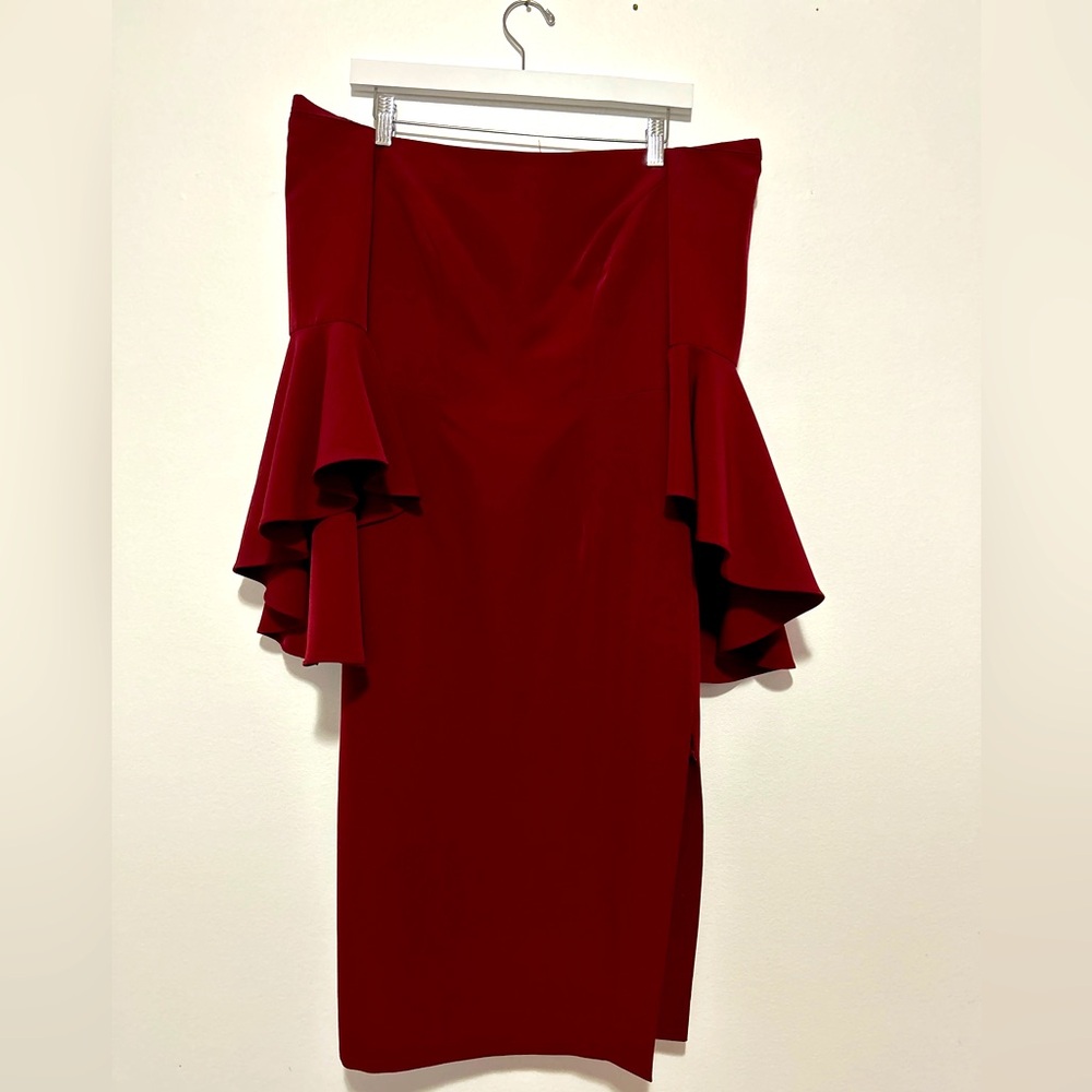 Milly size 2 off shoulder plum dress